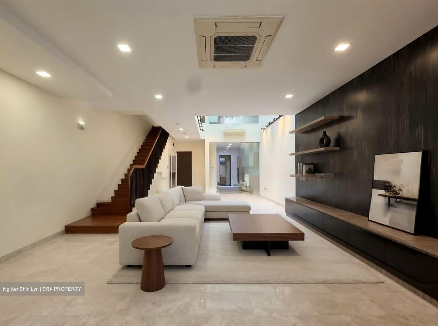 The Springside (D26), Terrace #560086561